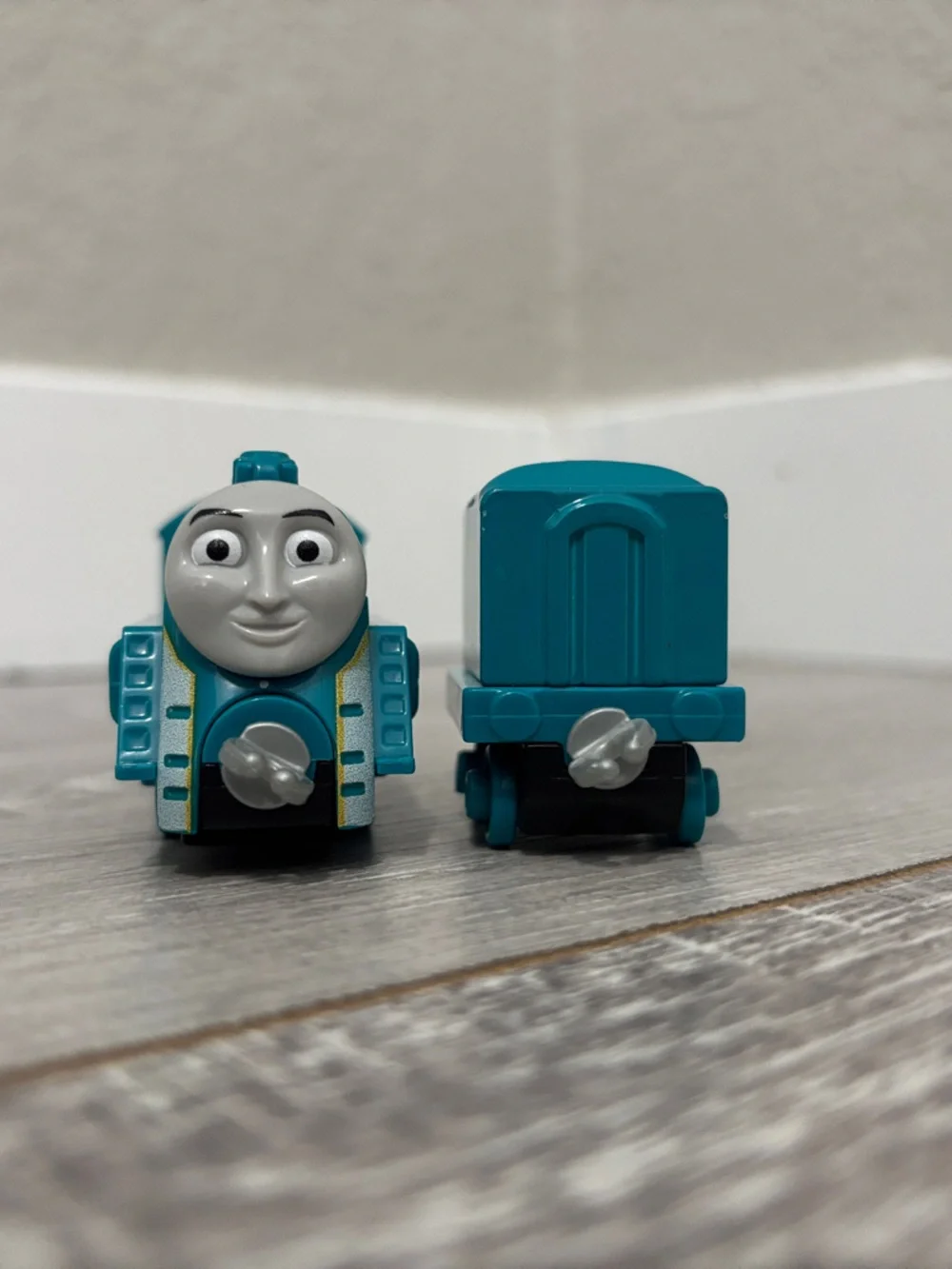 Connor and Tender - Thomas & Friends